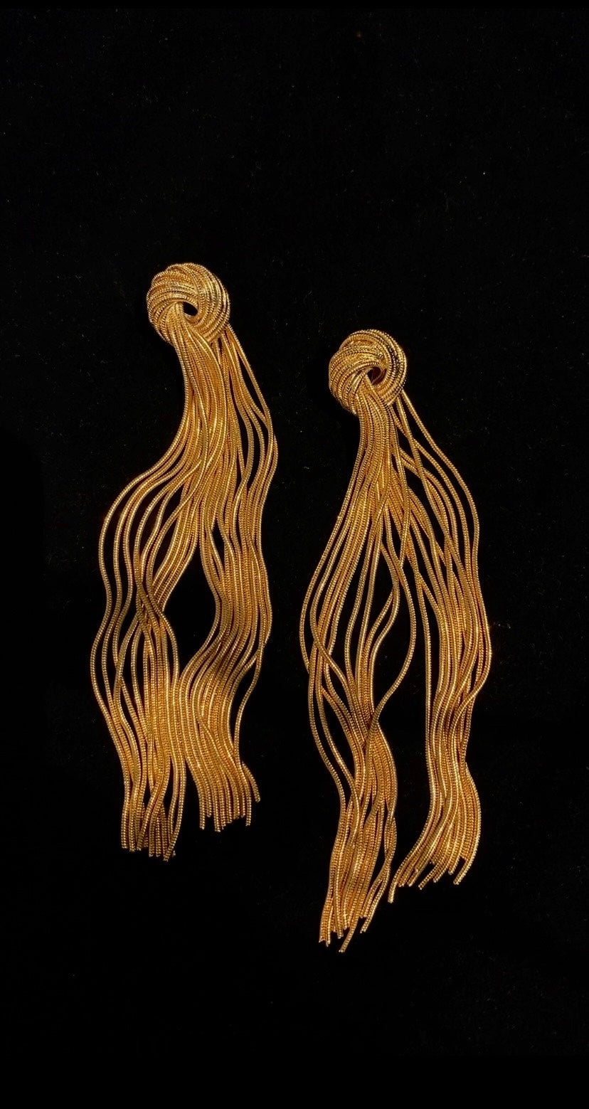 DANCING QUEEN MENA EARRINGS
